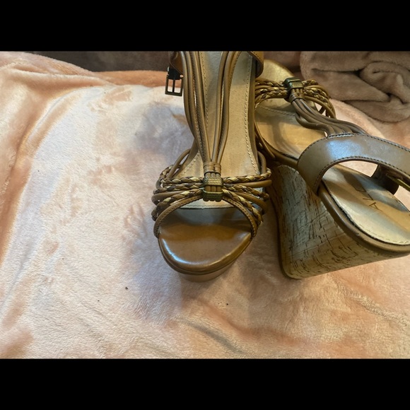 NWT New Aldo Wedges!!! - Picture 1 of 6